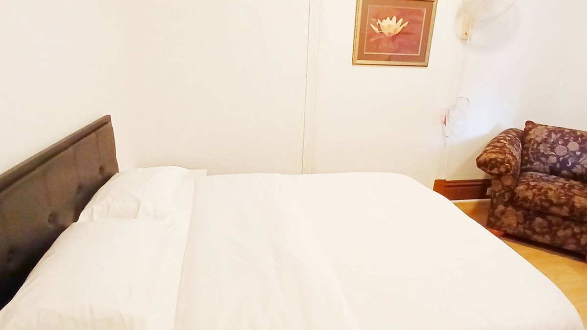 New London Bed & Breakfast | The Williams Center