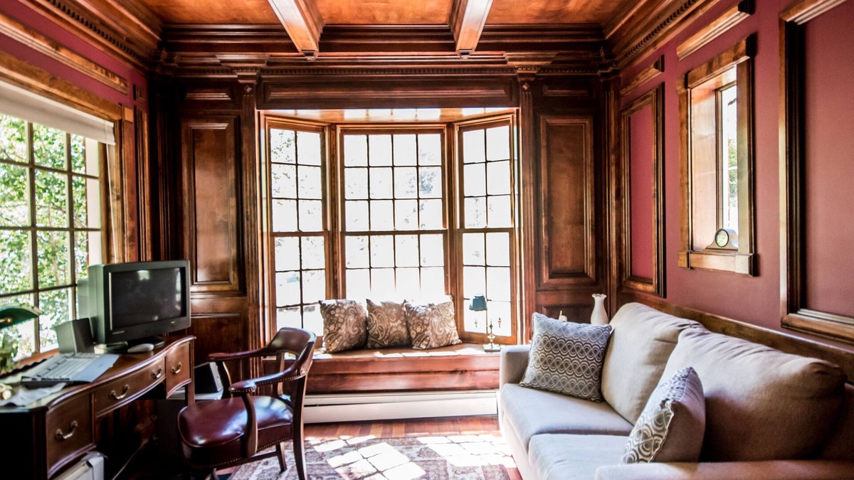 Divide Cottage | The Williamsburg Cottage at Valley Glen.your romantic mountain getaway