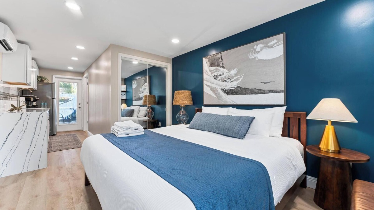Mount Dora Apartment | The Willow - 1 Gig Wi-Fi - Minutes to Everything
