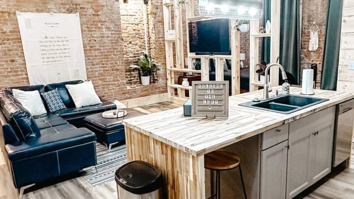 Maryville Apartment | The Willow Loft III in Downtown Maryville