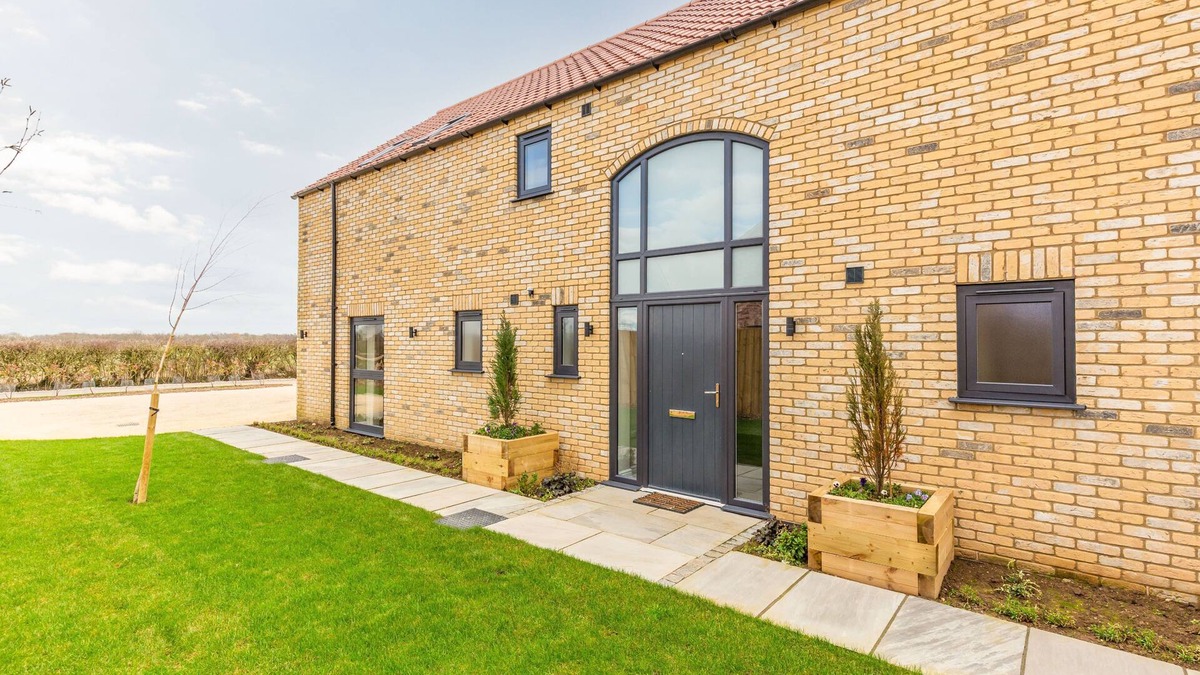 Dunholme House | The Willows, Ashlin Farm Barns