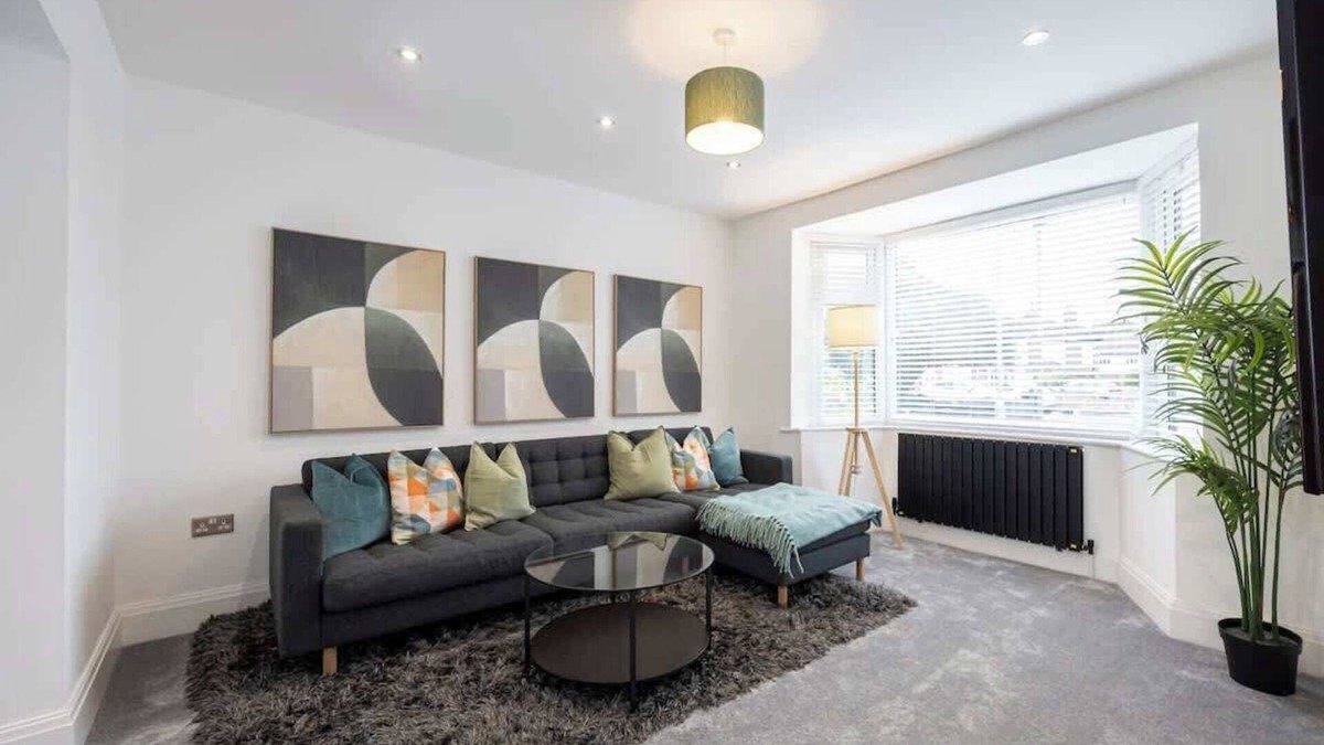 Wilmslow House | The Wilmslow House Su