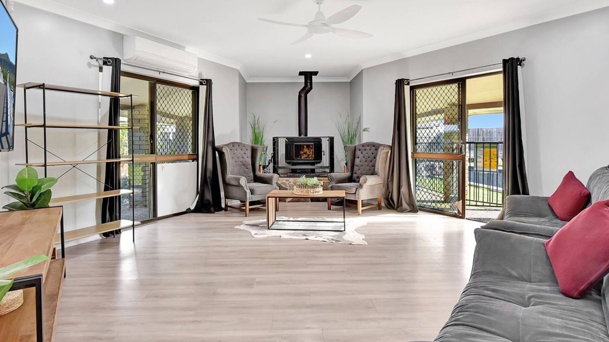 Nulkaba House | The Wine Stop Quarters on Ivanhoe