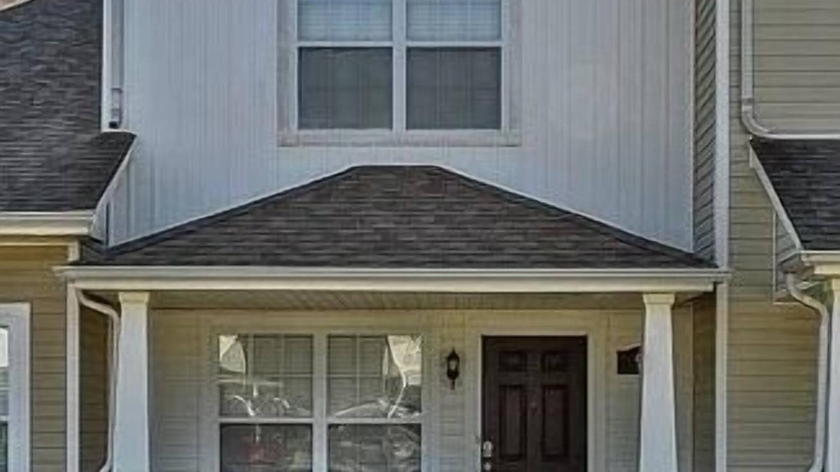 Clarksville House | The Winery