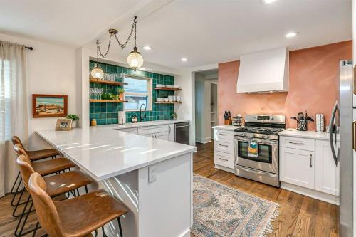 Glencliff House | The Wingate Nashville Hot Tub & Airstream Oasis