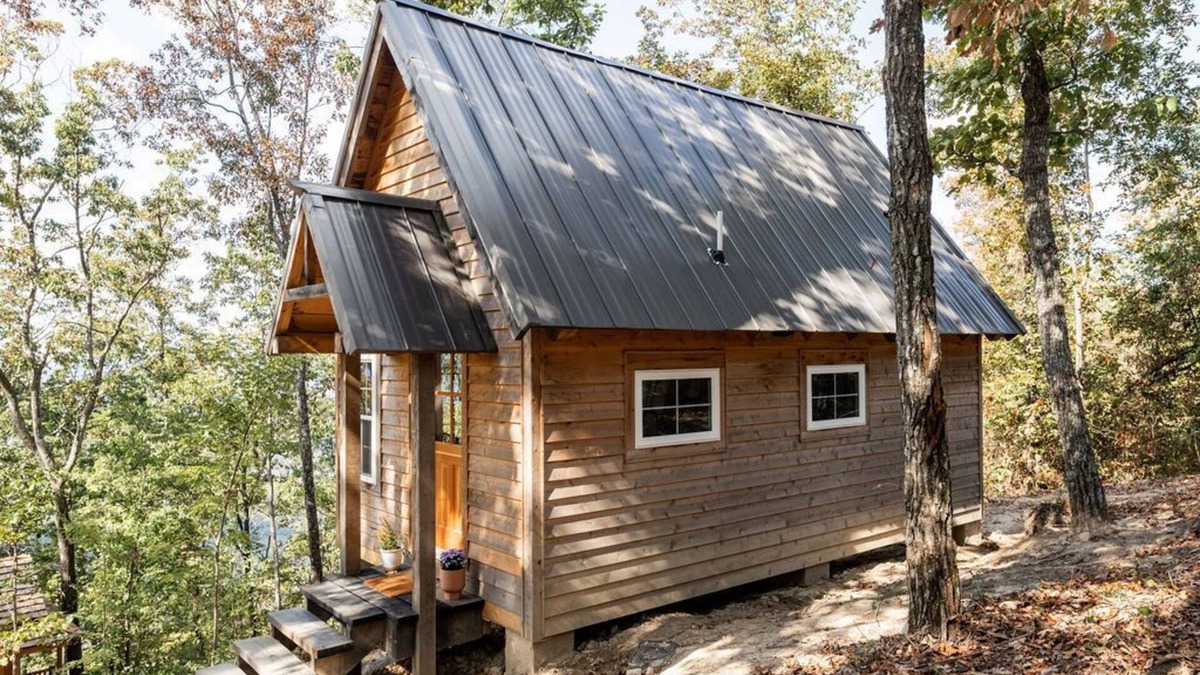 Lookout Mountain House | The Wingtip at Tiny Bluff