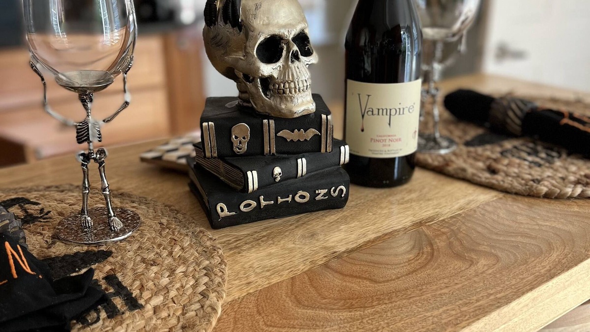 Salem House | The Witch Den - Trendy and Historical Home in the heart of Salem