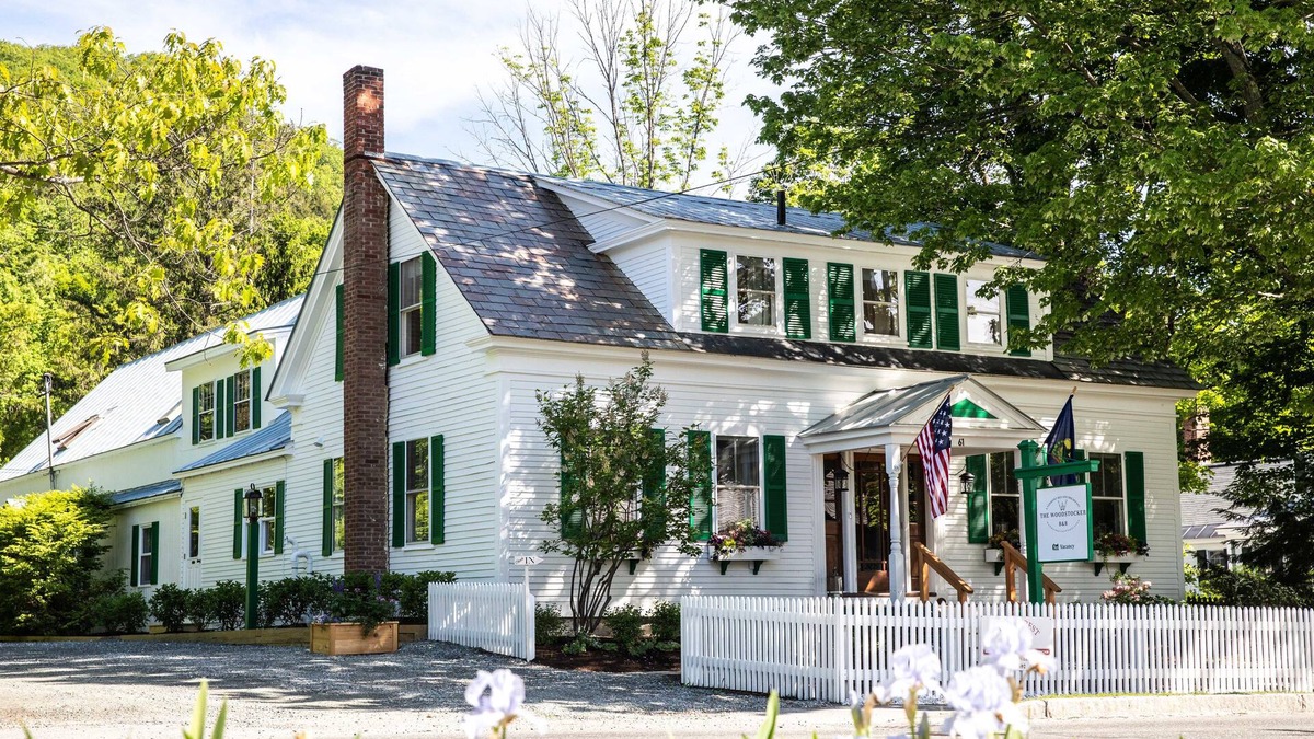 Woodstock Bed & Breakfast | The Woodstocker B&B