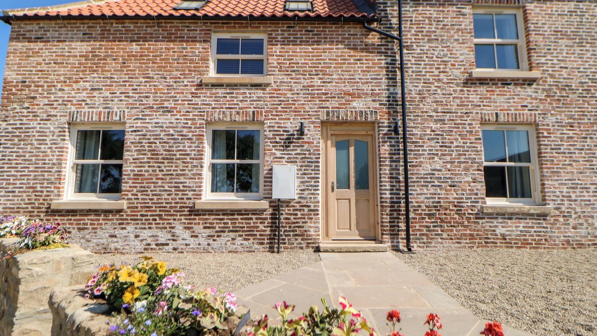 Northallerton Cottage | THE WORKSHOP, family friendly, with open fire in Darlington
