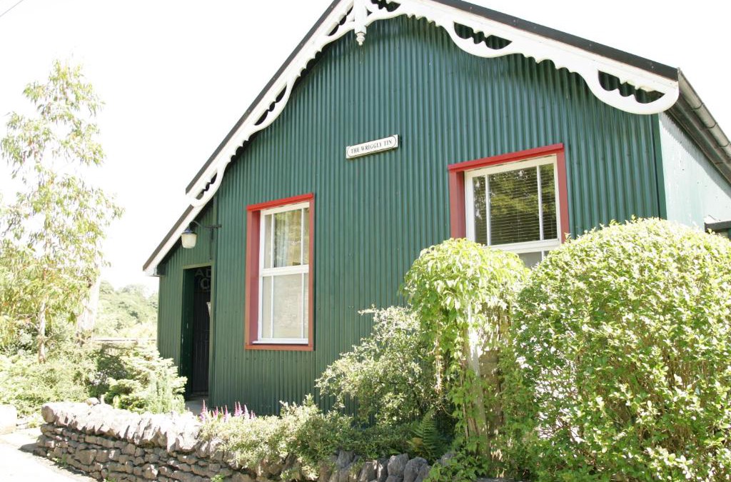 Millers Dale House | The Wriggly Tin, Millers Dale
