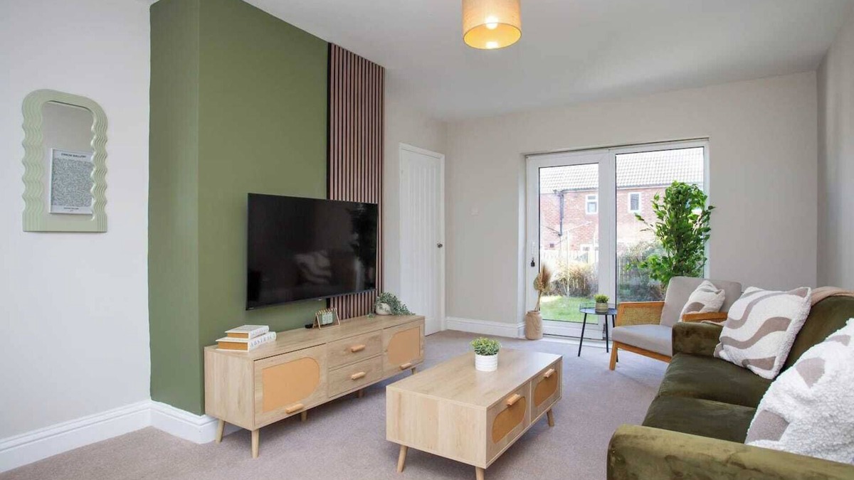 Chester-le-Street House | The Wynd | Vacant Nests| Spacious 3BR | Parking