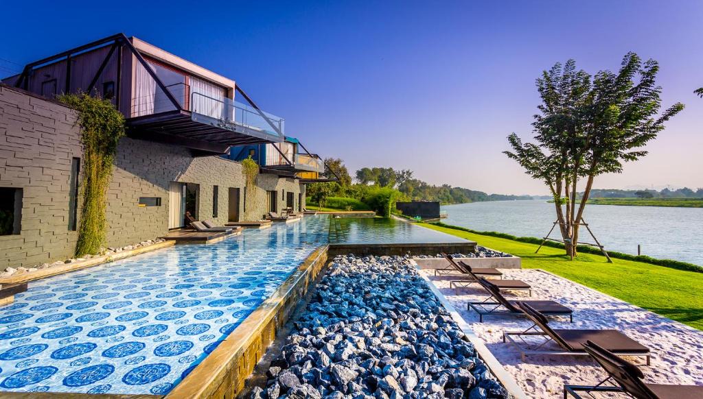 Kanchanaburi Resort | The Xcape River Kwai