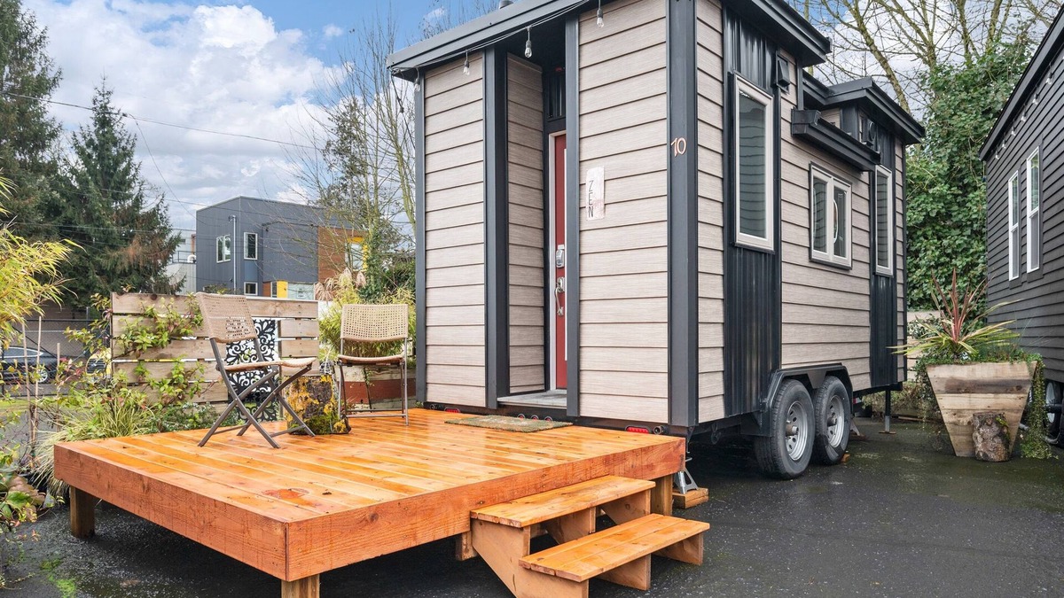 Kerns House | The Zen - Custom Tiny Home w/Zen Vibe