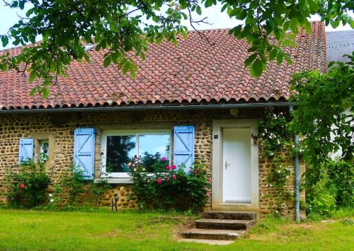 Lassales Apartment | The Zen-Garden, the dog is also welcome
