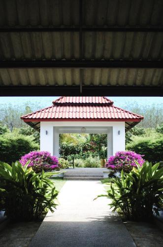 Khuekkhak Villa | The1 Mangosteen Harmony Retreat - Khaolak