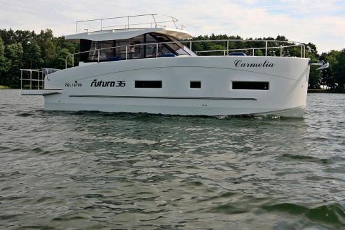 Mangalia Boat Rental | Thea - MAGIC POINT