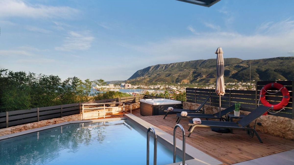 Souda Villa | Thearia 2-bedroom villa in fabulous Chania with private pool and jacuzzi