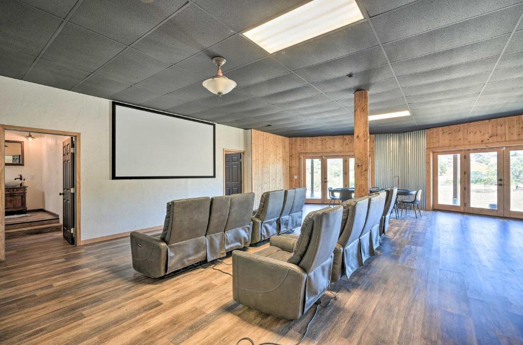 Valley Springs House | Theater and Scenic Views Valley Springs Cabin!