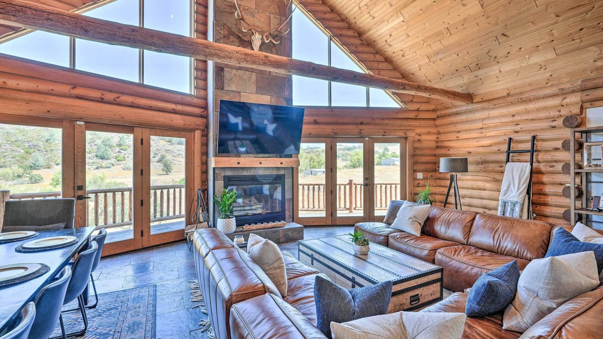 Valley Springs Cabin | Theater + Scenic Views: Valley Springs Cabin!