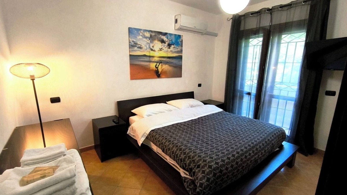 Zona XXX Castel Fusano Apartment | TheColours