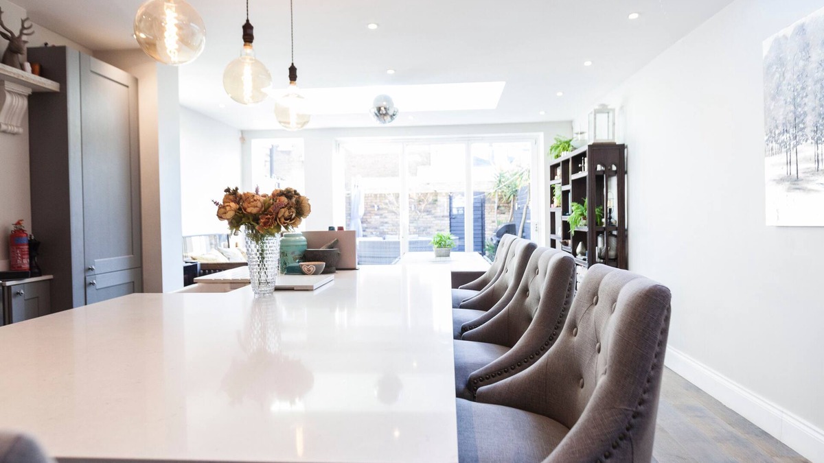 Thamesfield House | TheLondontownhouse + AC There's no place like home