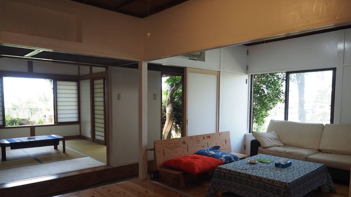 Yoshihama House | There is a deck overlooking the sea and the harbor / Ashigarashimo-gun Kanagawa
