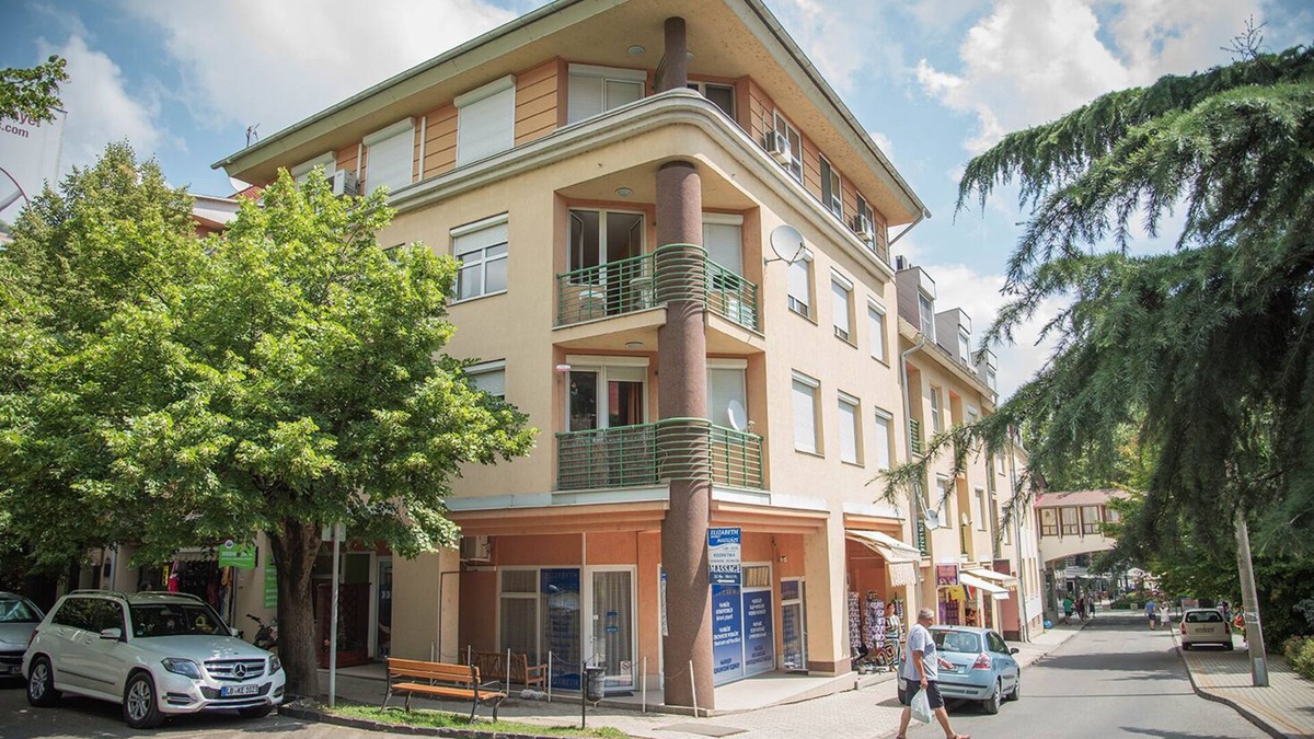 Heviz Apartment | Thermal bath Heviz Hungary Apartment year-round air conditioning elevator own parking
