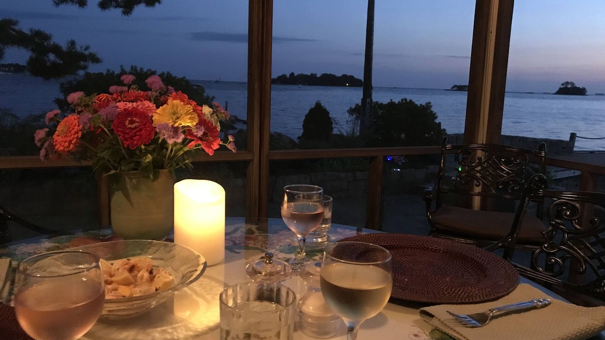 Stony Creek Bed & Breakfast | Thimble Islands Bed & Breakfast