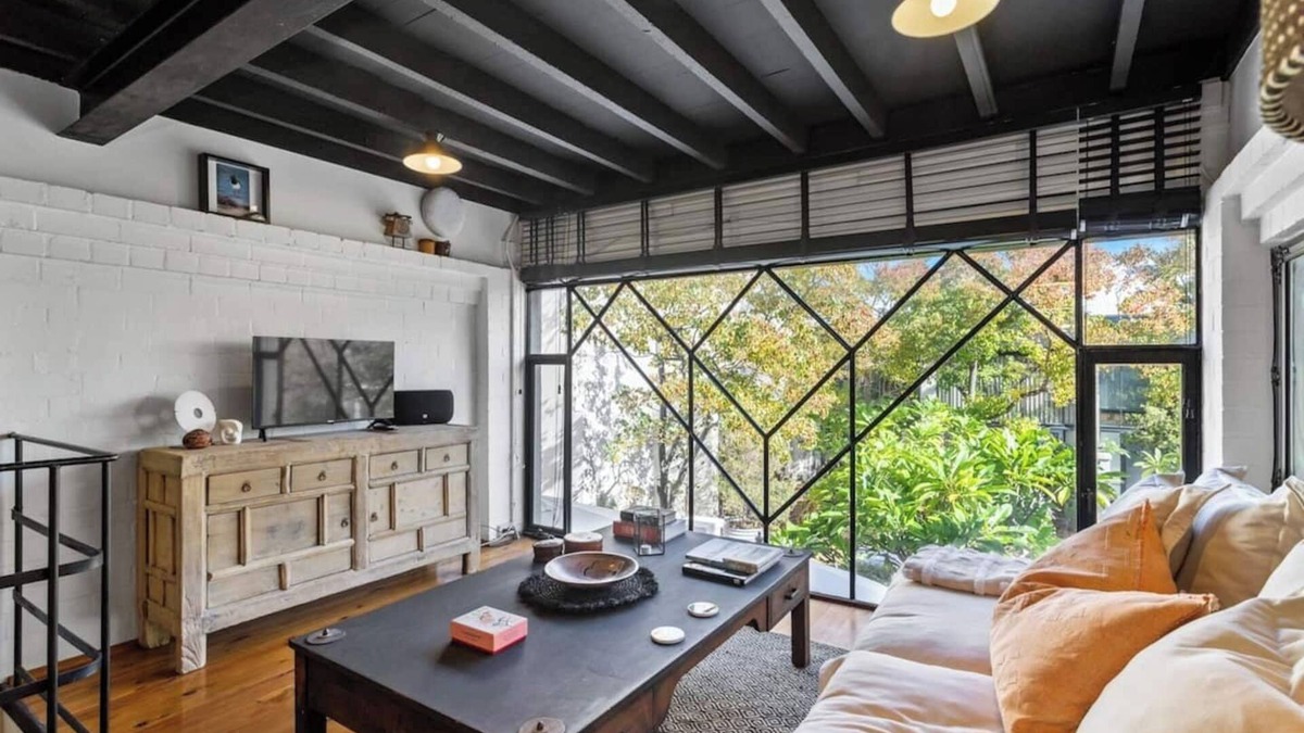 Fremantle Apartment | This apartment is a 0 bedroom(s), 1 bathrooms, located in Fremantle, WA.