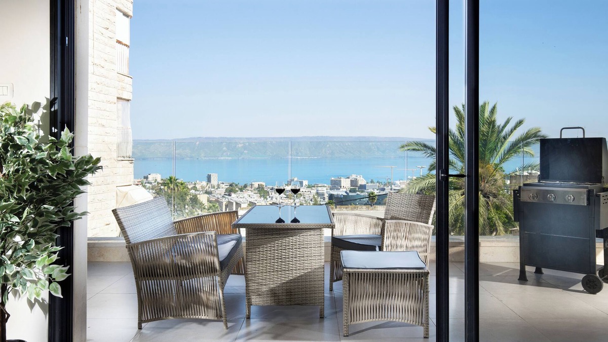 Tiberias Apartment | This apartment is a 12 bedroom(s), 9.5 bathrooms, located in Tiberias, North District.