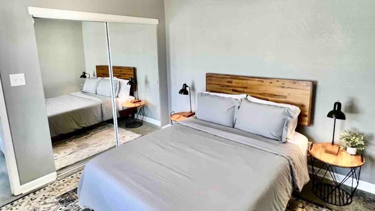 Marion Apartment | This apartment is a 2 bedroom(s), 2 bathrooms, located in Marion, IN.