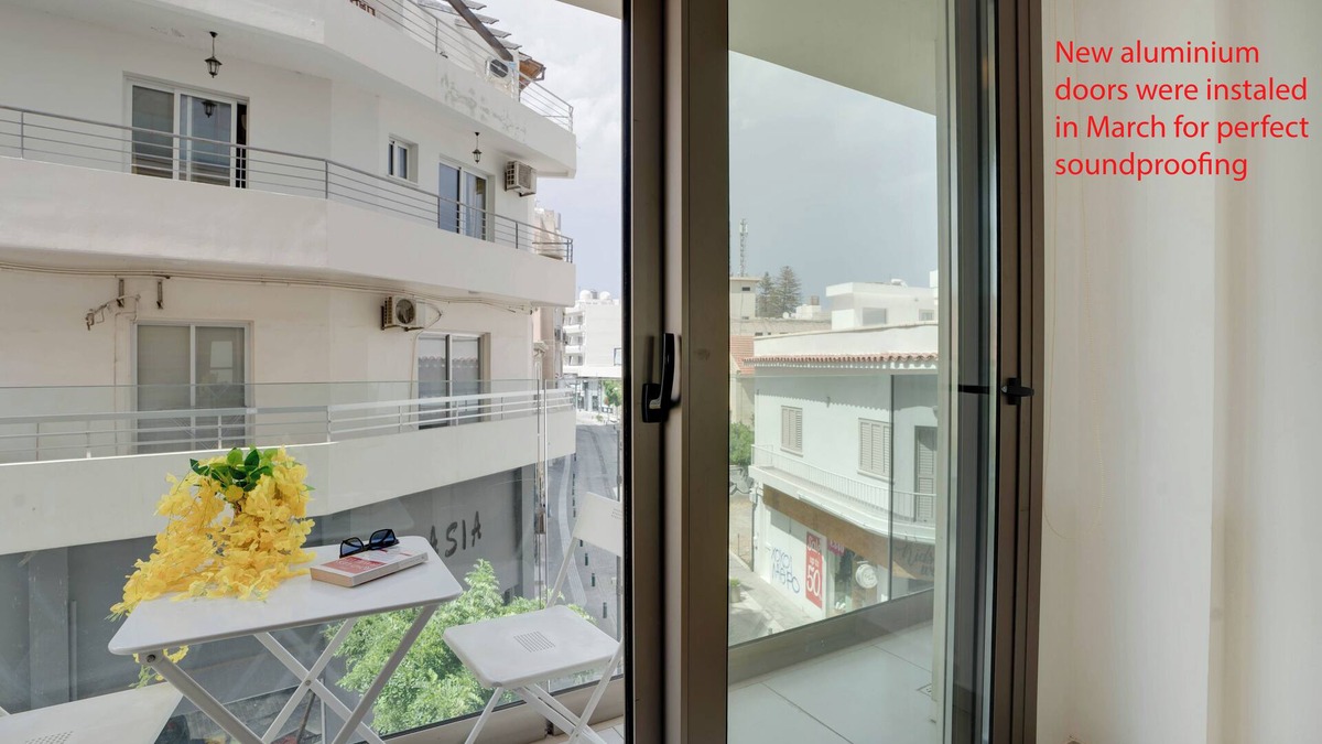 Larnaca Apartment | This apartment is a 2 bedroom(s), 1 bathrooms, located in Larnaca, Larnaca.