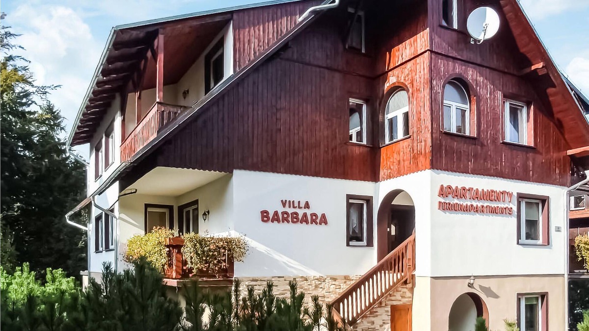 Swieradow-Zdroj Apartment | This apartment is located in the spa town ?wieradów-Zdrój.