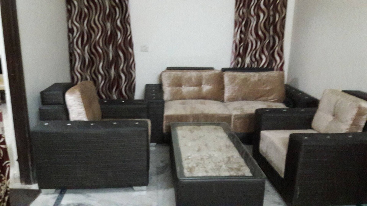 Sector D Apartment | This Appartment is 3 Bdedroom Hall kitchen fully frunished.