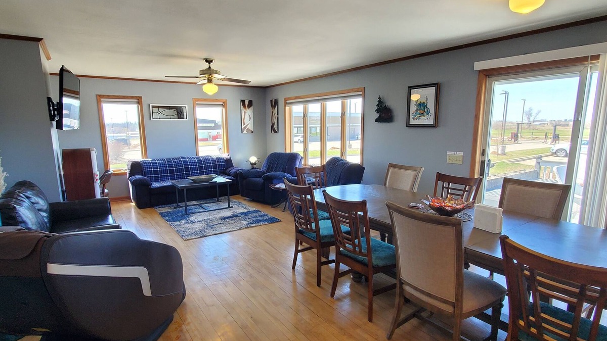 Viroqua House | This big old charming house Viroqua