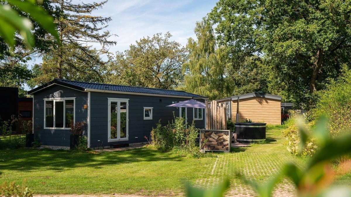 Zuna Cabin | This bungalow with hot tub has everything you need!