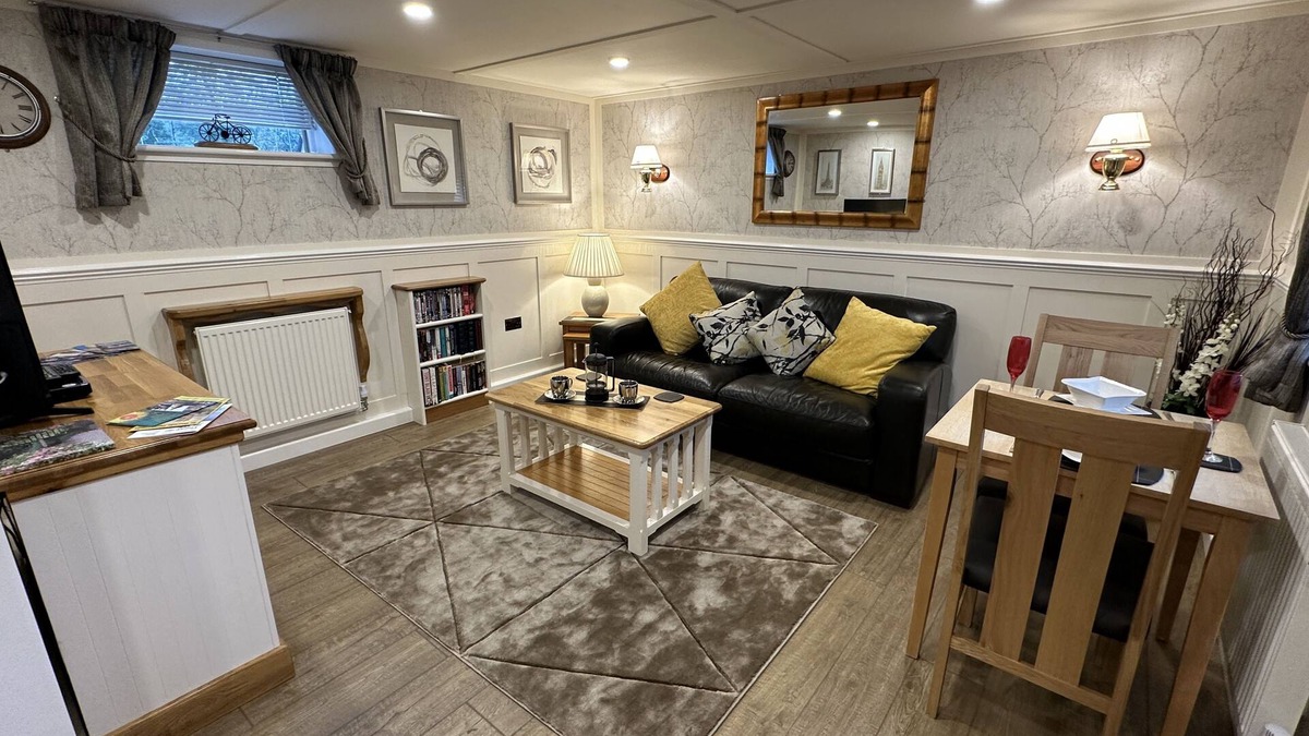 Llanddowror Cottage | This charming retreat offers a cosy and comfortable base for couples