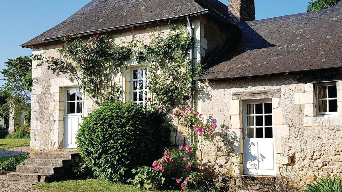 Noyant-Villages House | This charming vacation home is an original farm from the 18th century.