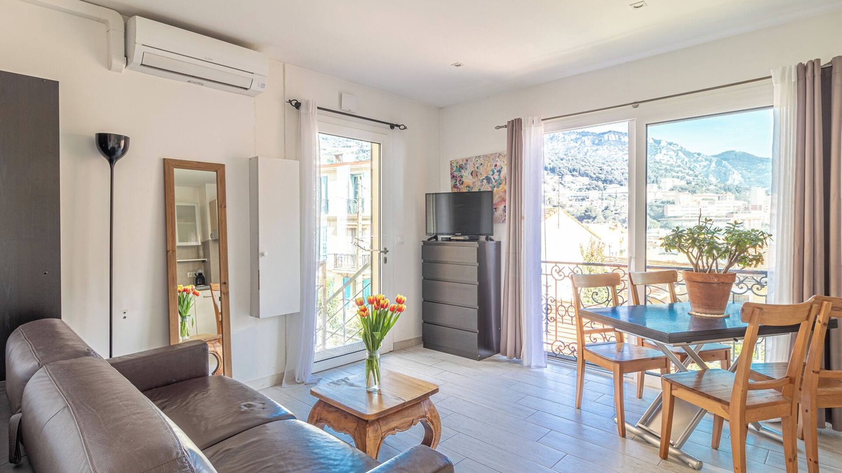 Beausoleil Condo | This condominium is a 1 bedroom(s), 1 bathrooms, located in Beausoleil , AL.
