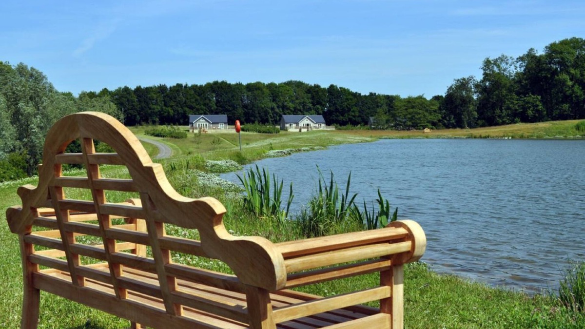 Pattiswick Cabin | This delightful lodge on Wakes Hall Farm is a haven of peace in 500 acres of private land.