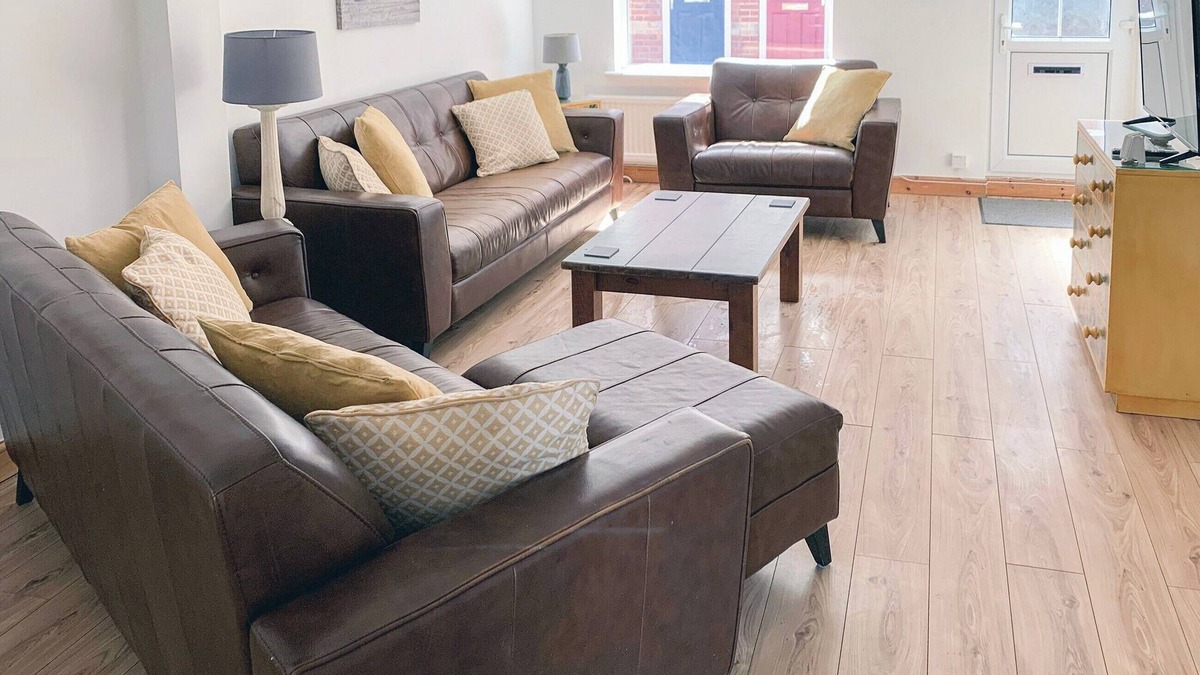 Mundesley Cottage | This holiday cottage couldn’t be in a better location for a family holiday.