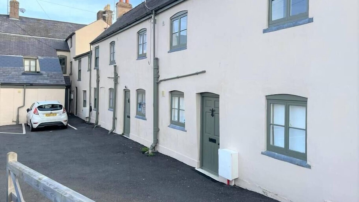 Treffynnon House | This house is a 1 bedroom(s), 1 bathrooms, located in Holywell, Wales.