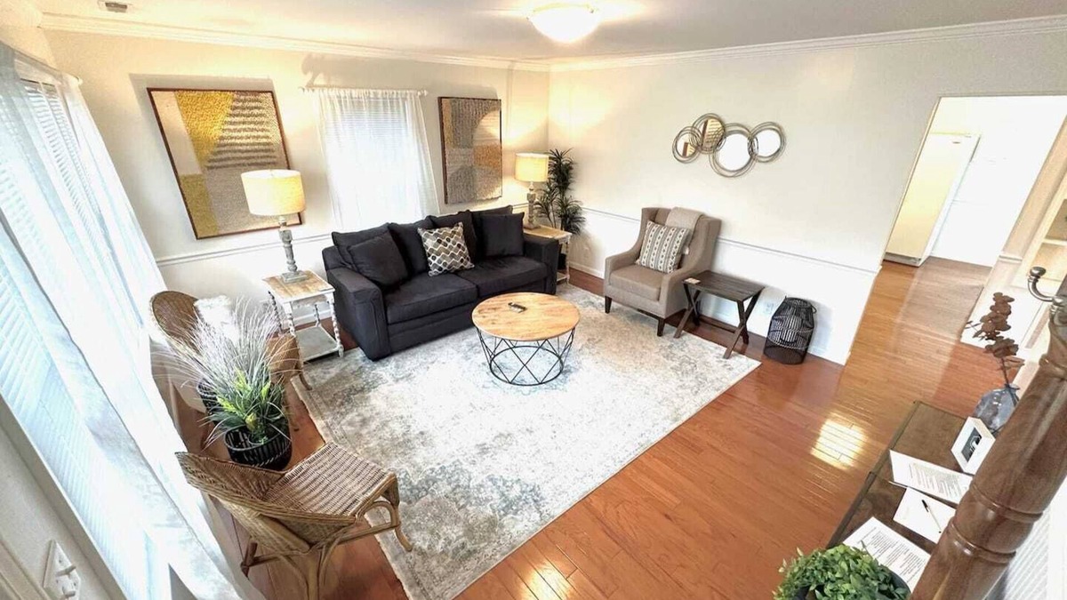 Marion House | This house is a 2 bedroom(s), 1 bathrooms, located in Marion, IN.