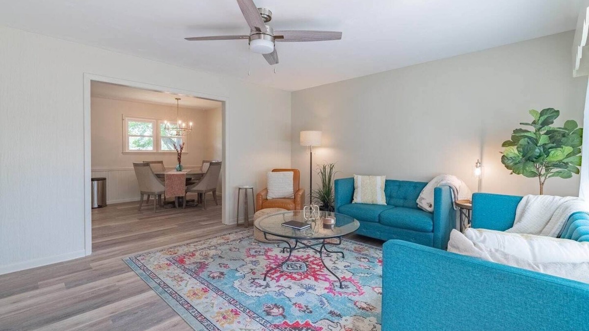 Gas City House | This house is a 3 bedroom(s), 1.5 bathrooms, located in Gas City, IN.