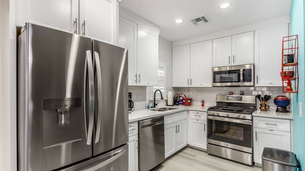 Encanto House | This house is a 3 bedroom(s), 2 bathrooms, located in Phoenix, AZ.