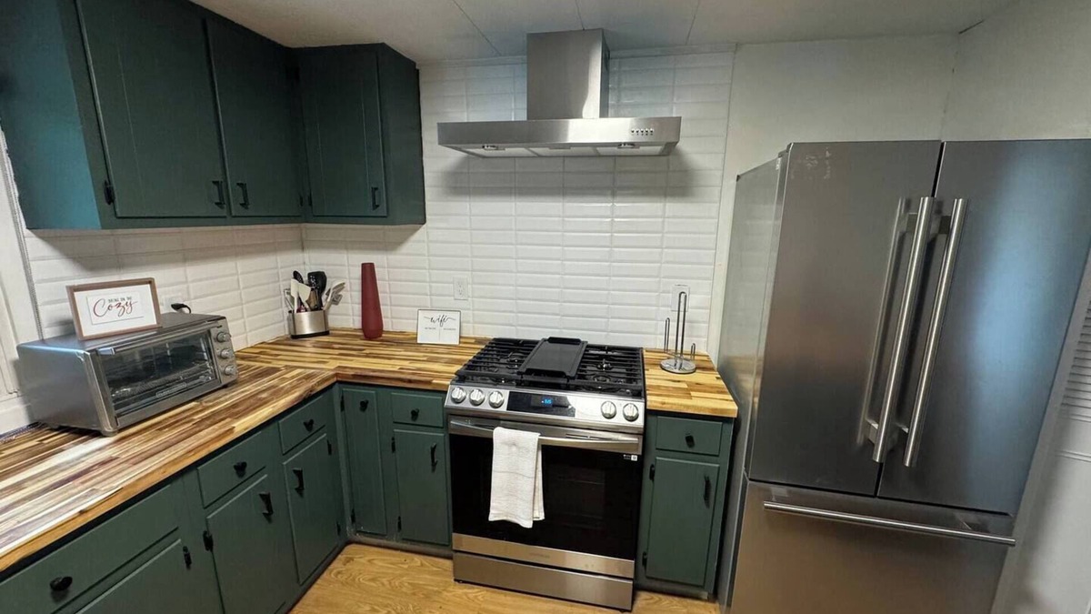 Tannersville House | This house is a 3 bedroom(s), 1 bathrooms, located in Tannersville, NY.