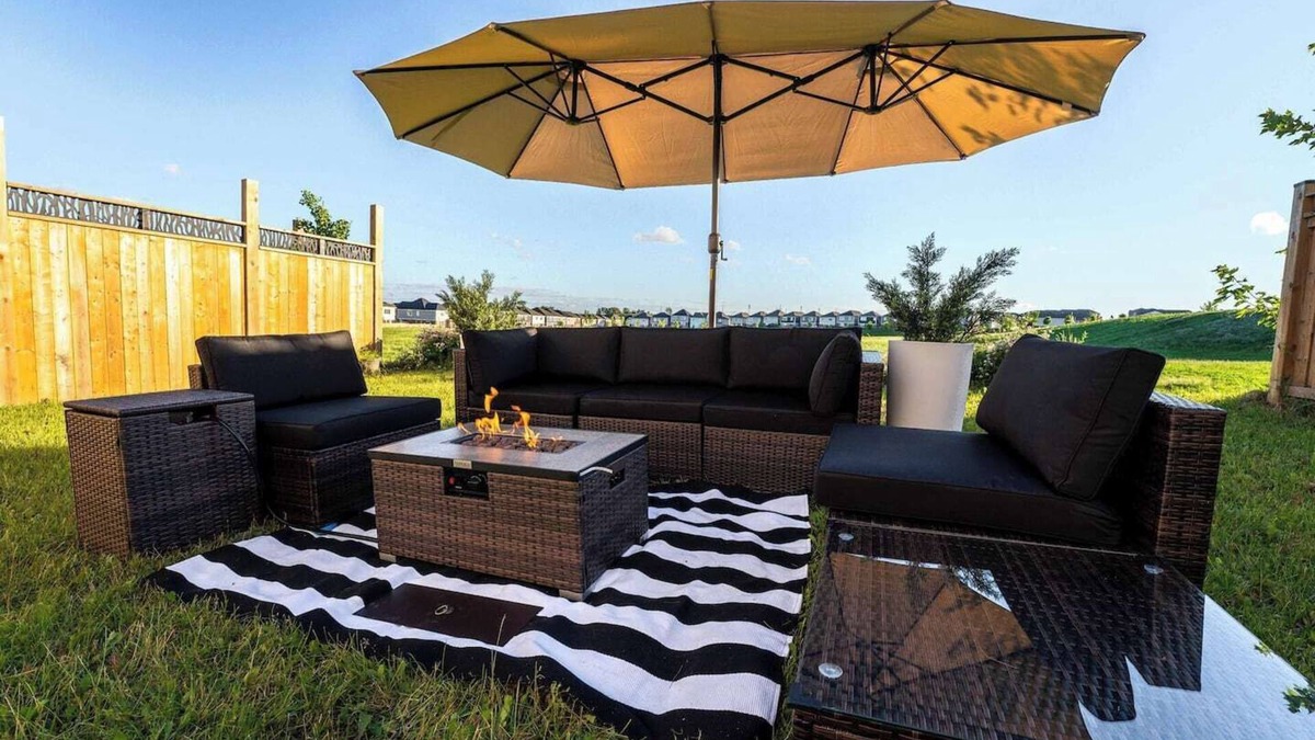 Cambridge House | This house is a 4 bedroom(s), 2.5 bathrooms, located in Cambridge, ON.