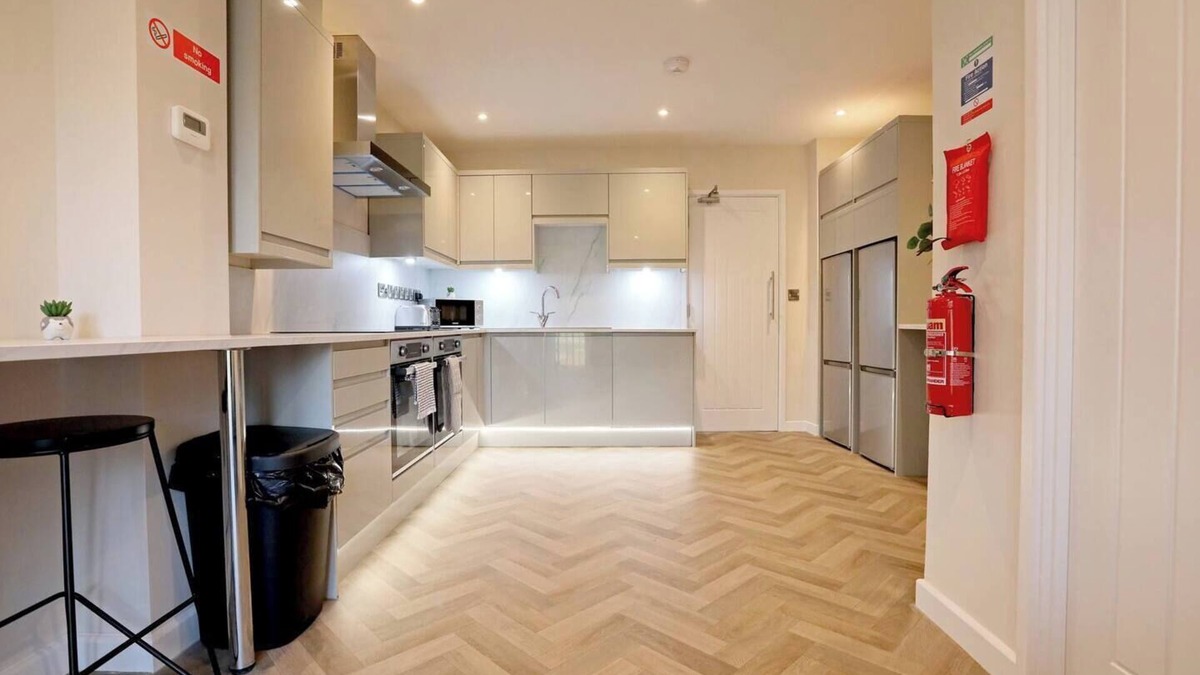 Norwich House | This house is a 6 bedroom(s), 3.5 bathrooms, located in Norfolk, England.