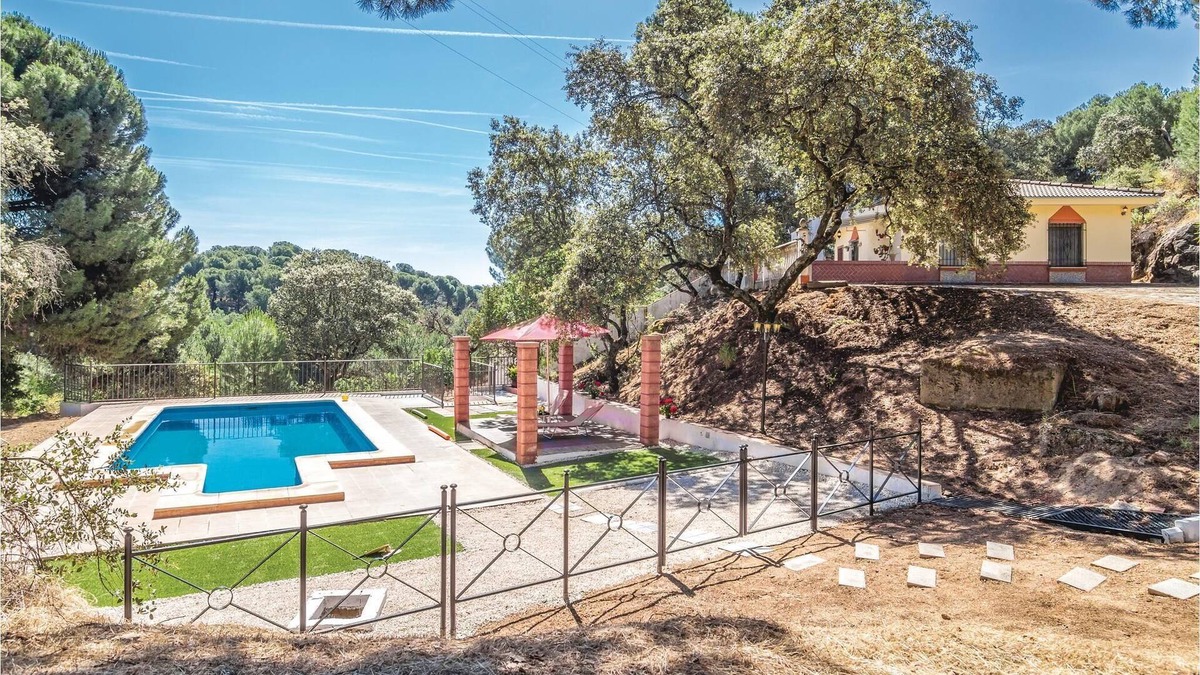 Andujar House | This idyllic vacation home with private pool is located in the middle of the nature park of the Sier