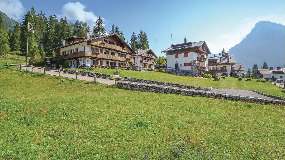 Granvilla Apartment | This practically furnished vacation apartment is part of a residence at the entrance to the ancient